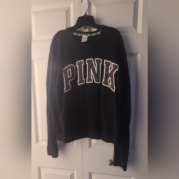 PINK Victoria's Secret Tops - PINK Victoria's Secret Black Size Large Crewneck Logo Sweatshirt.